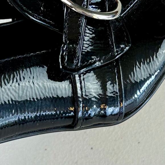 Marc Fisher Black Patent Faux Leather "Caila" Buckle Chunky Heel Loafer Sz 6.5 - Picture 6 of 7